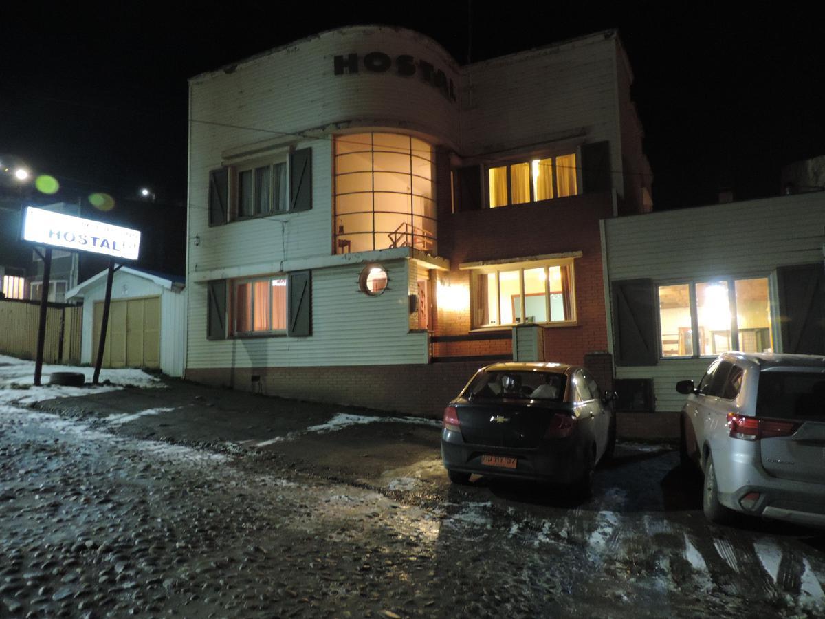 Hostal Oro Fueguino Пунта Аренас Екстериор снимка