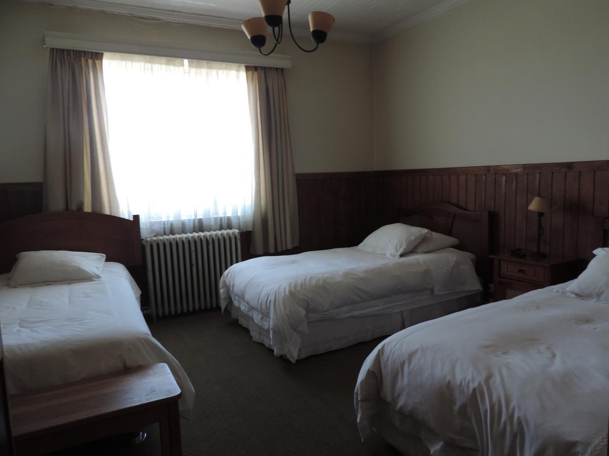 Hostal Oro Fueguino Пунта Аренас Екстериор снимка