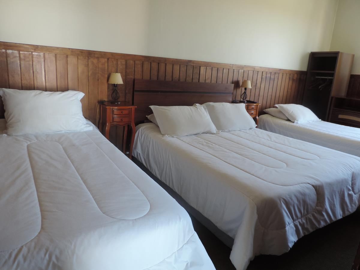 Hostal Oro Fueguino Пунта Аренас Екстериор снимка