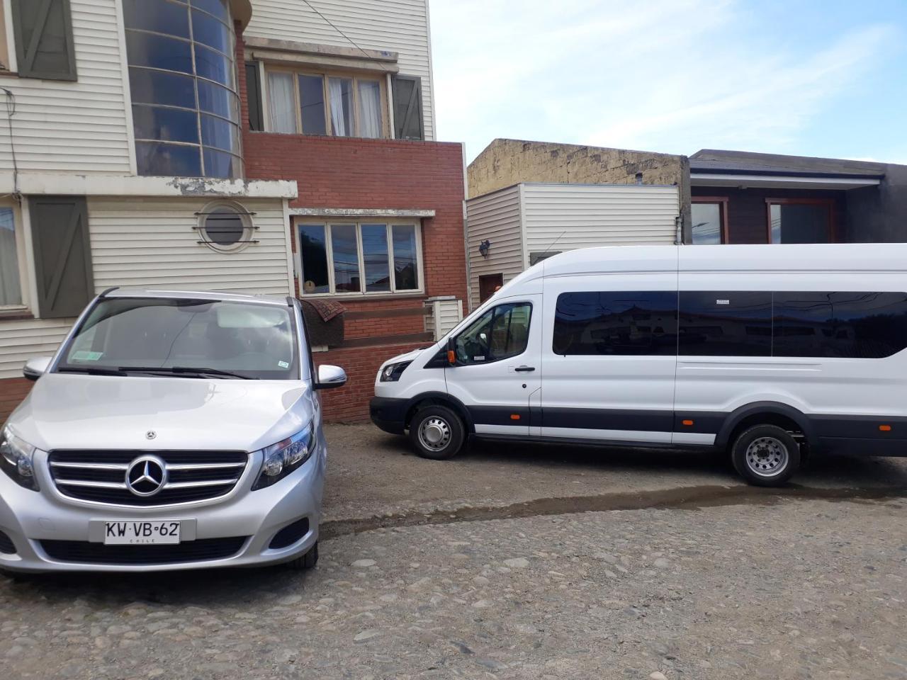 Hostal Oro Fueguino Пунта Аренас Екстериор снимка
